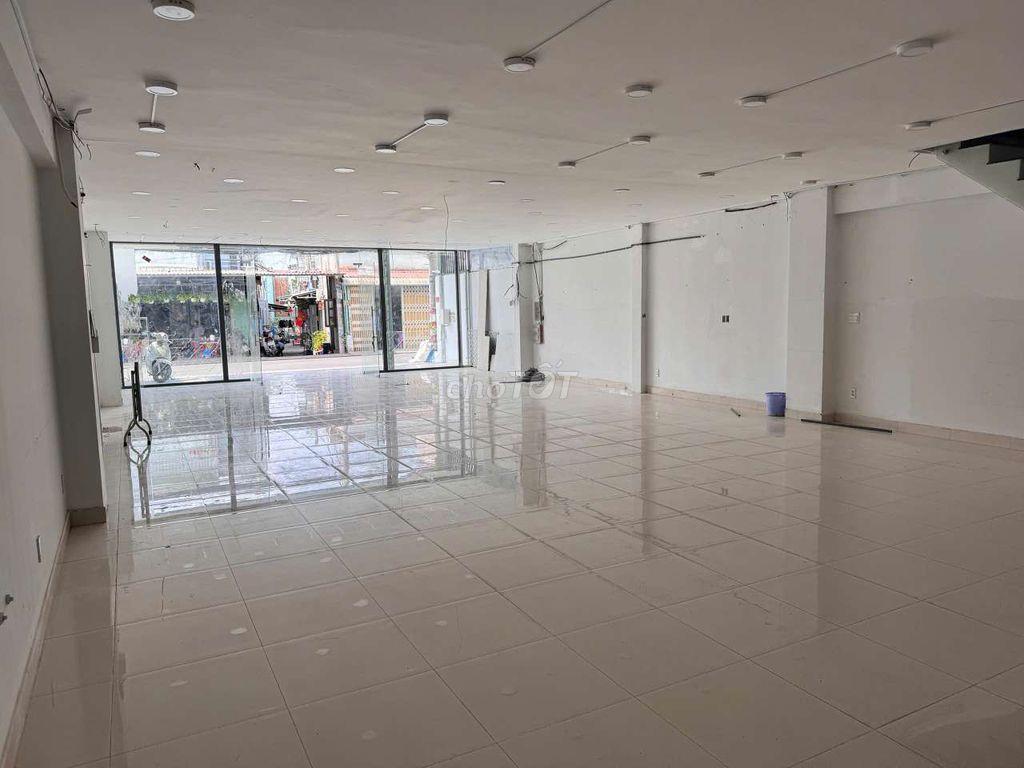 TÒA NHÀ LÔ GÓC VỊ TRÍ ĐẸP GIÁ TỐT