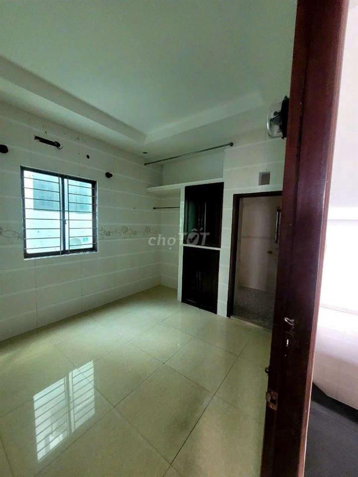 NHÀ 1 TRỆT 2 LẦU MT QUÁN TRE TUỆN KINH DIANH GIÁ TỐT