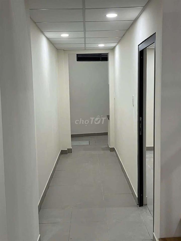 NHÀ MT PHAN VĂN HỚN DIỆN TÍCH RỘNG GIÁ TỐT