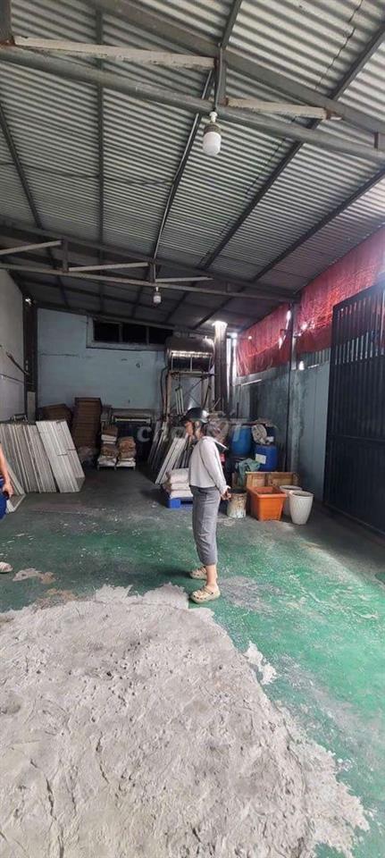 XƯỞNG 350M2 TẢI THÔNG GẦN CẦU THAM LƯƠNG