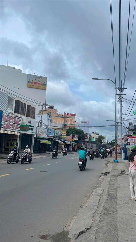 NHÀ MT NGUYỄN ẢNH THỦ 5X35M 7 TẦNG CÓ THANG MÁY GIÁ TỐT