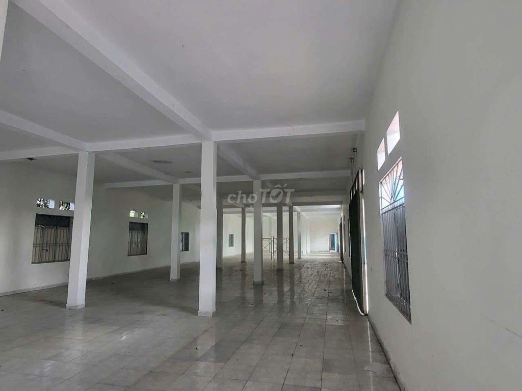 CHÍNH CHỦ CHO THUÊ NHÀ XƯỞNG 1350M2 ĐƯỜNG CON GIÁ TỐT