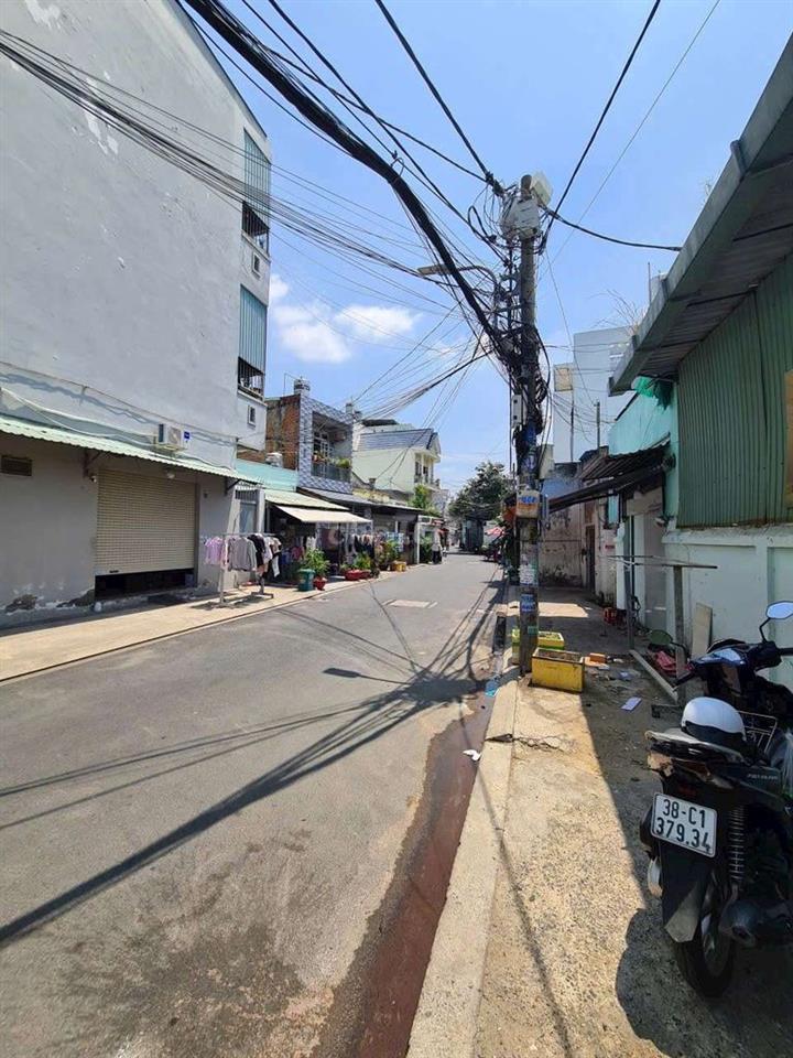 KHO XƯỞNG 700M2 1/ TRUNG MỸ TÂY 13 THÍCH HỢP GIA CÔNG