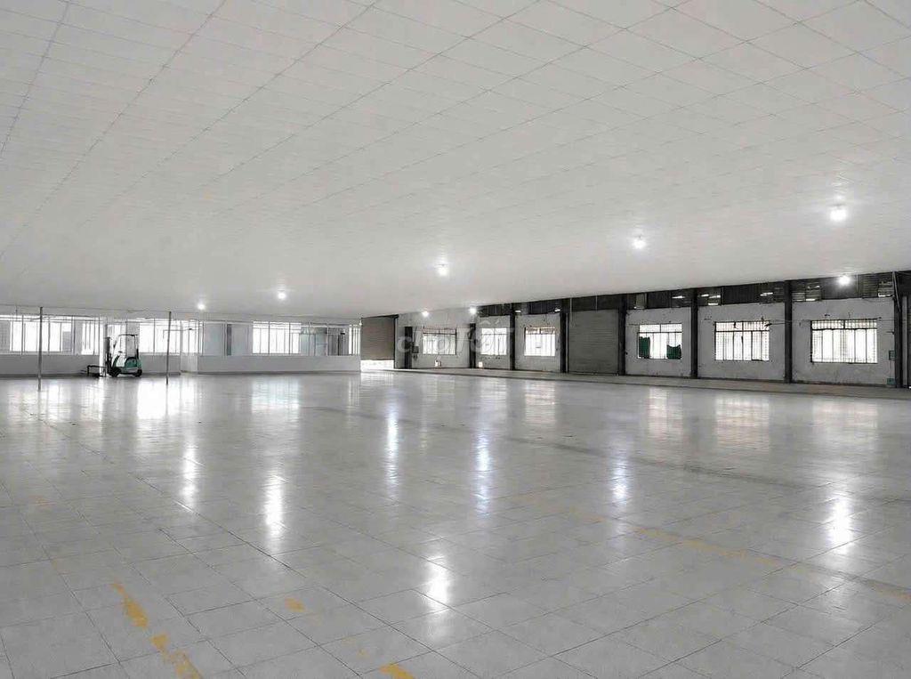 XƯỞNG 900M2 TRẦN CAO GẠCH HOA SẠCH SẼ NGAY NGÃ 4 AN SƯƠNG GIÁ TỐT