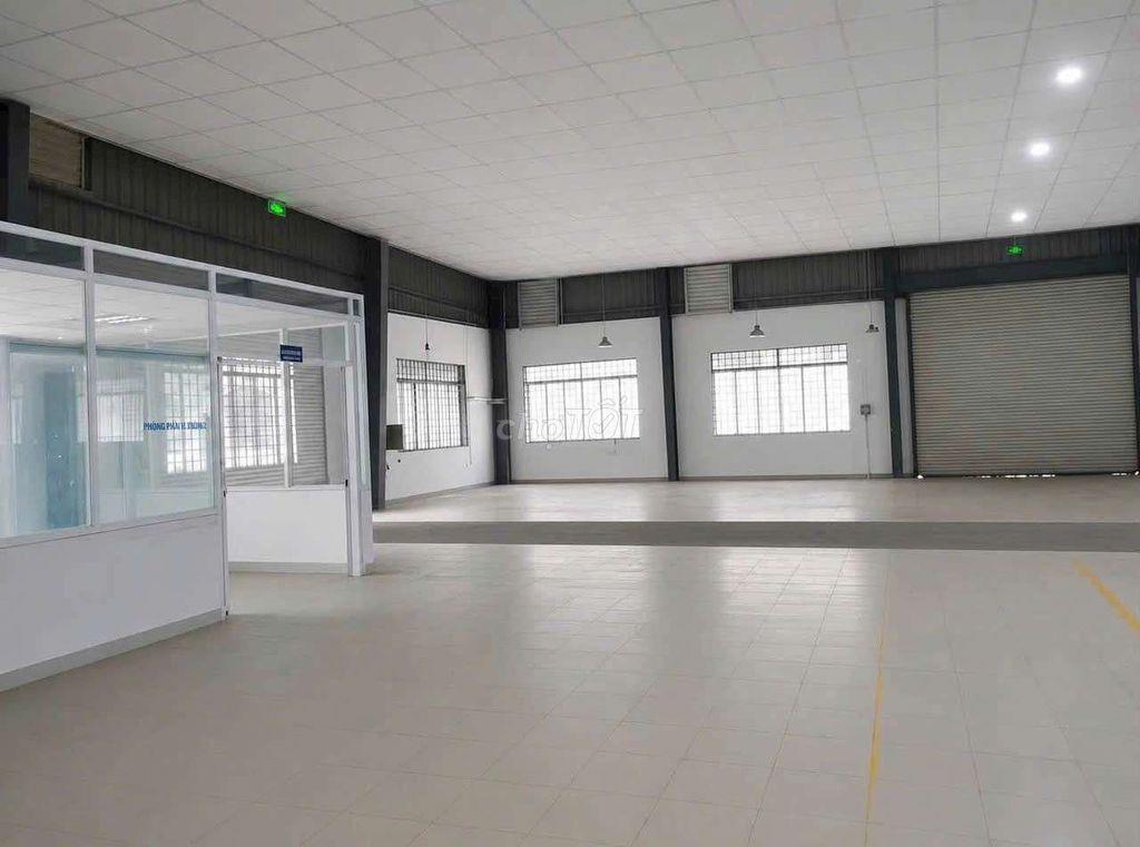 XƯỞNG 900M2 TRẦN CAO GẠCH HOA SẠCH SẼ NGAY NGÃ 4 AN SƯƠNG GIÁ TỐT