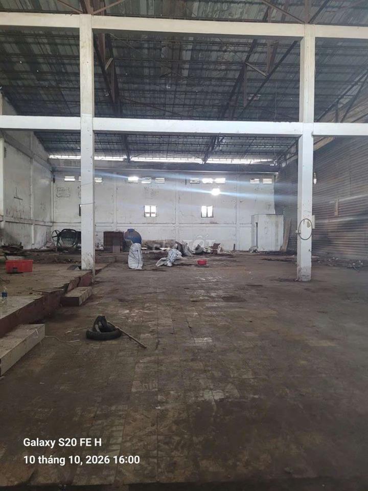 XƯỞNG 1/PHAN VĂN HỚN 1000M2 GIÁ TỐT