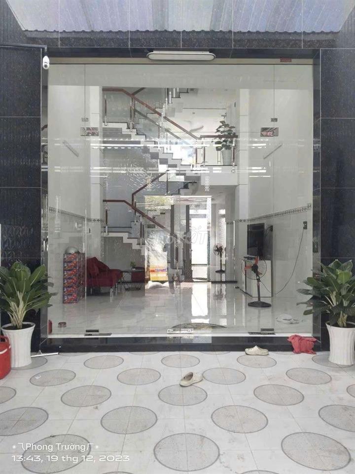 NHÀ MỚI 5X15M 4 TẤM 5PN GIÁ TỐT
