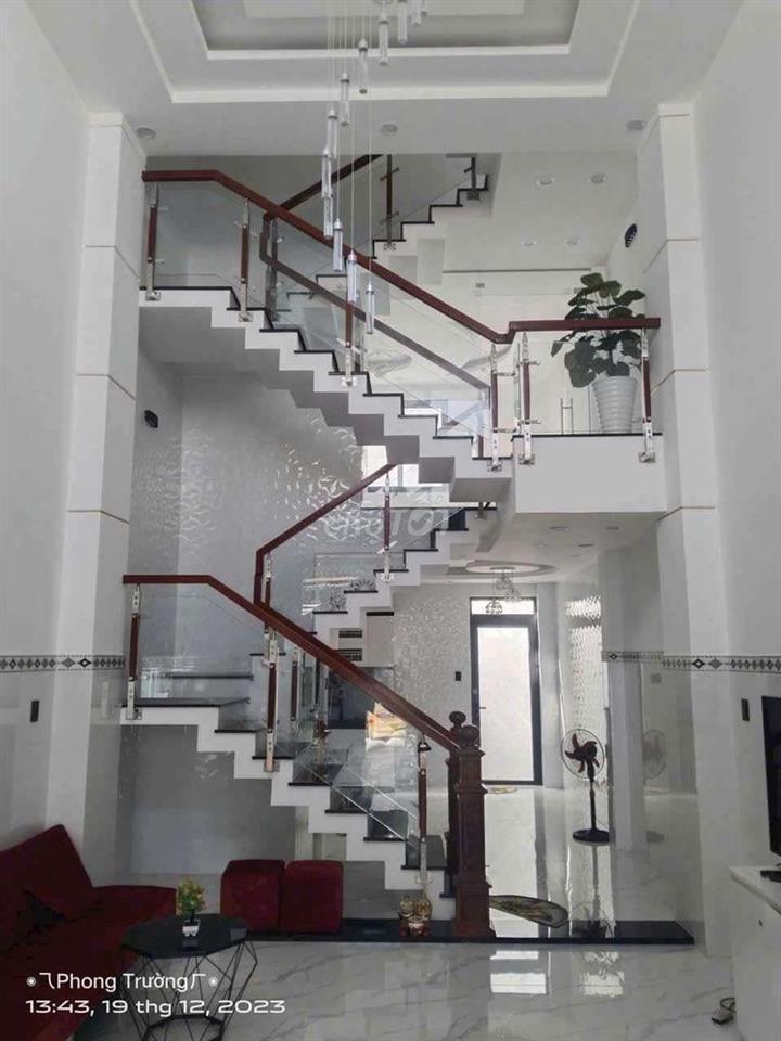 NHÀ MỚI 5X15M 4 TẤM 5PN GIÁ TỐT