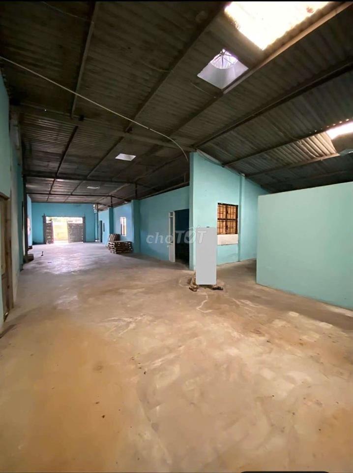 CHO THUÊ XƯỞNG 350M = 12TR ( THƯƠNG LƯỢNG )