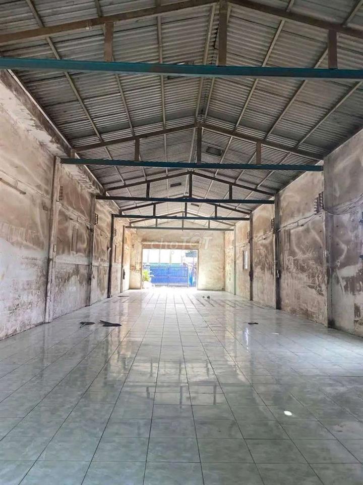 CHO THUÊ XƯỞNG 2000M = 49 TRIÊU