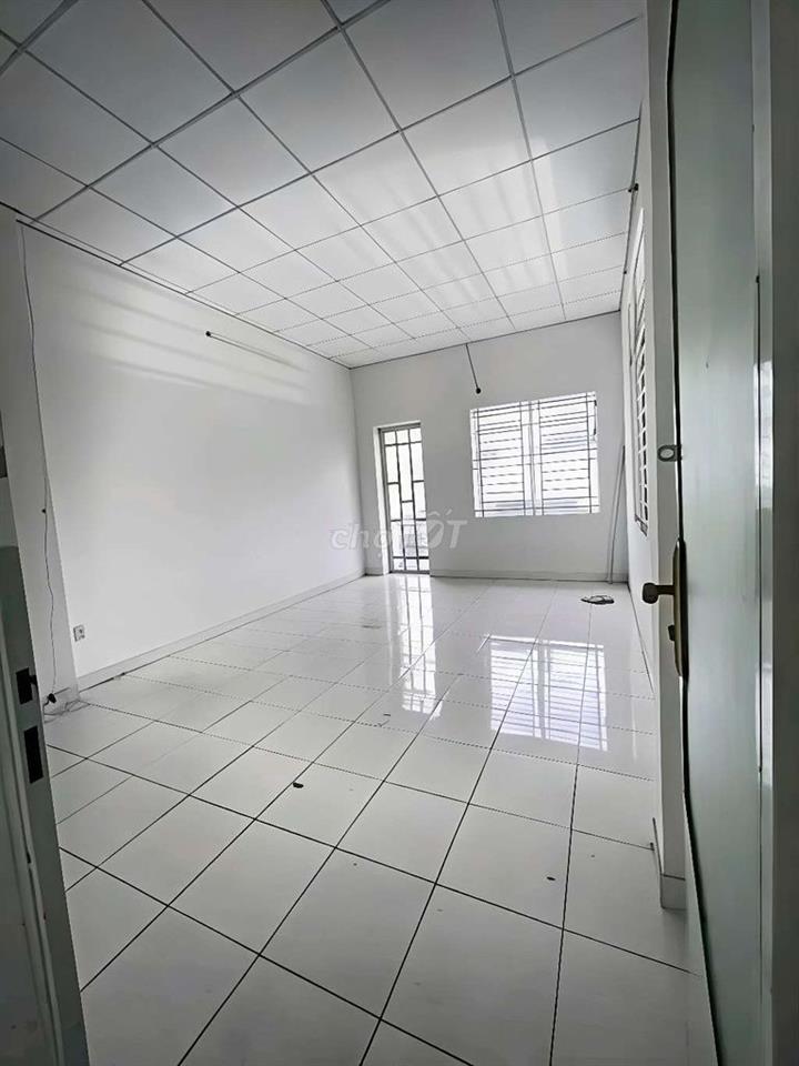 CHO THUÊ XƯỞNG 300M = 15 TRIỆU
