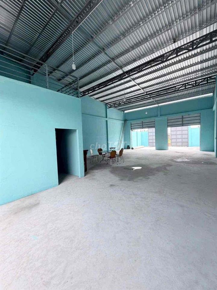 Cho thuê kho 250m2 Trần Cao—Trống suốt, Xa dân cư