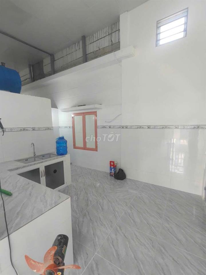 Nhà Gần Chợ Hóc Môn