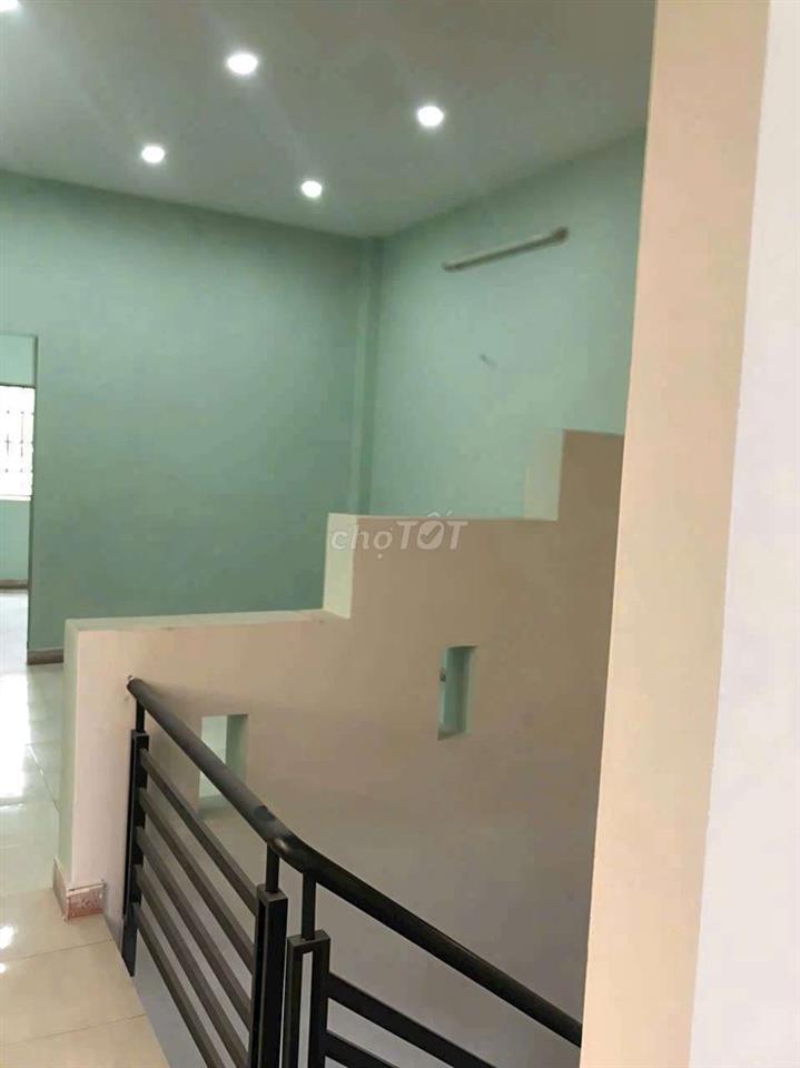 Nhà gần cầu Tham Lương