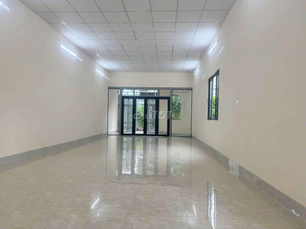 Nhà Trống Suốt Mới Đẹp Gần Tô Ký