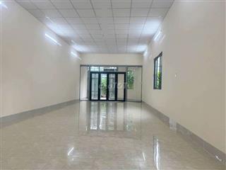 Nhà Trống Suốt Mới Đẹp Gần Tô Ký