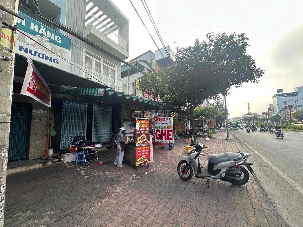 Cho Thuê Nhà Nguyên Căn Mặt Tiền Tô Ký, Chợ Cầu 18tr/th LH ***