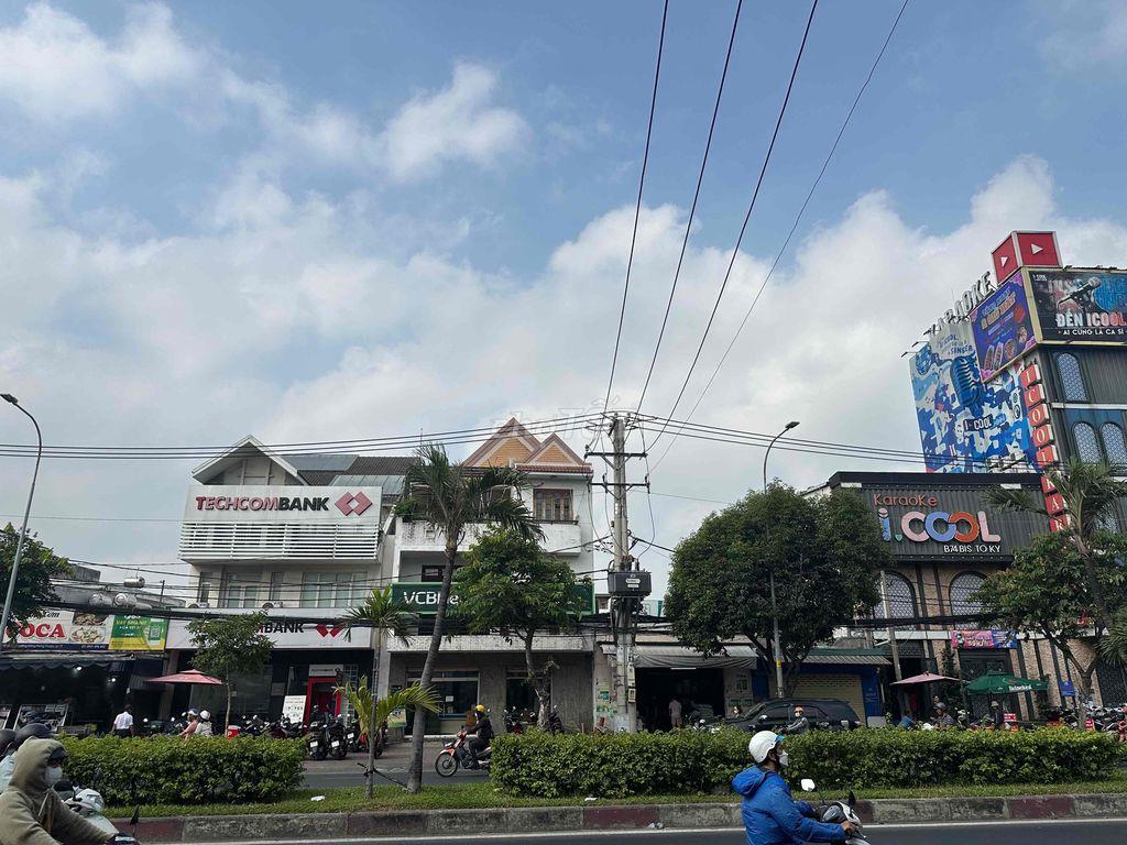 Cho Thuê Nhà Nguyên Căn Mặt Tiền Tô Ký, Chợ Cầu 18tr/th LH ***