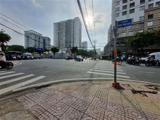 GẦN GÓC NGÃ TƯ - NHÀ MẶT TIỀN HỒNG HÀ VỊ TRÍ ĐẸP - Q.PHÚ NHUẬN