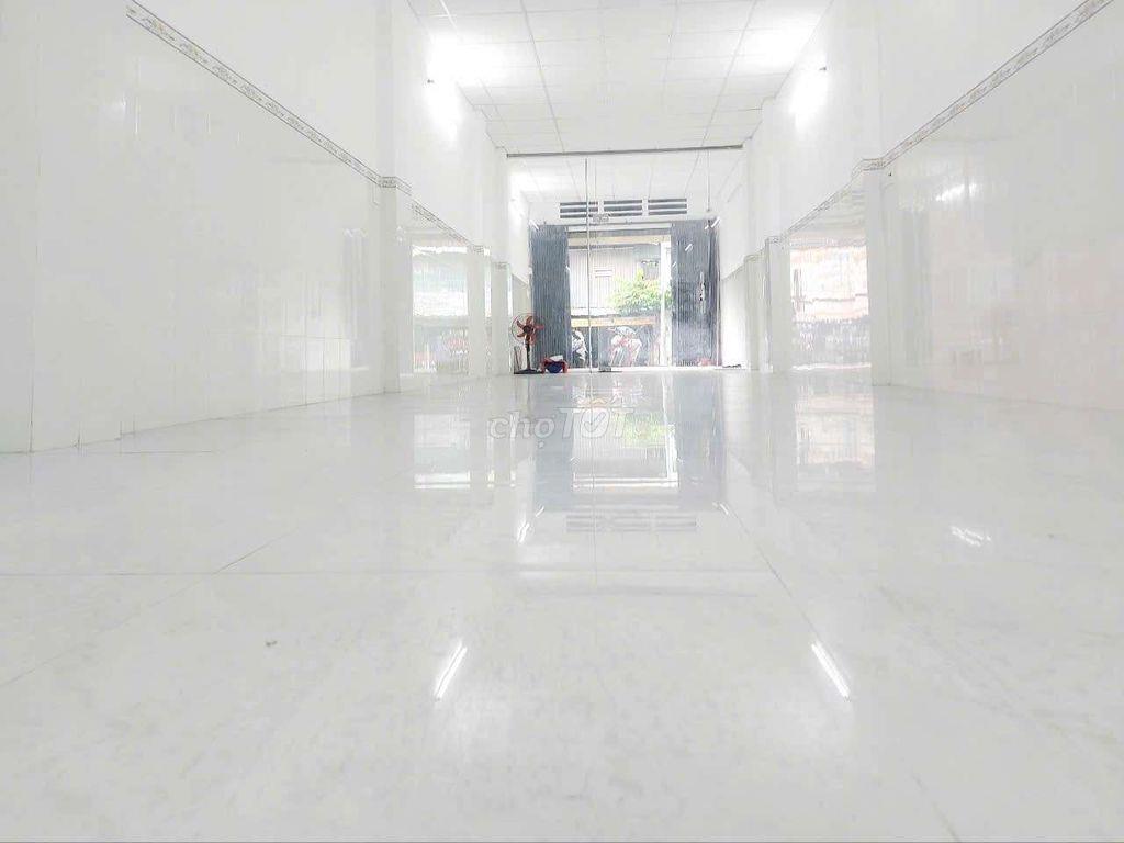 Gần BV.175 Mặt Tiền Kinh Doanh Nguyễn Kiệm - Q.Gò Vấp.