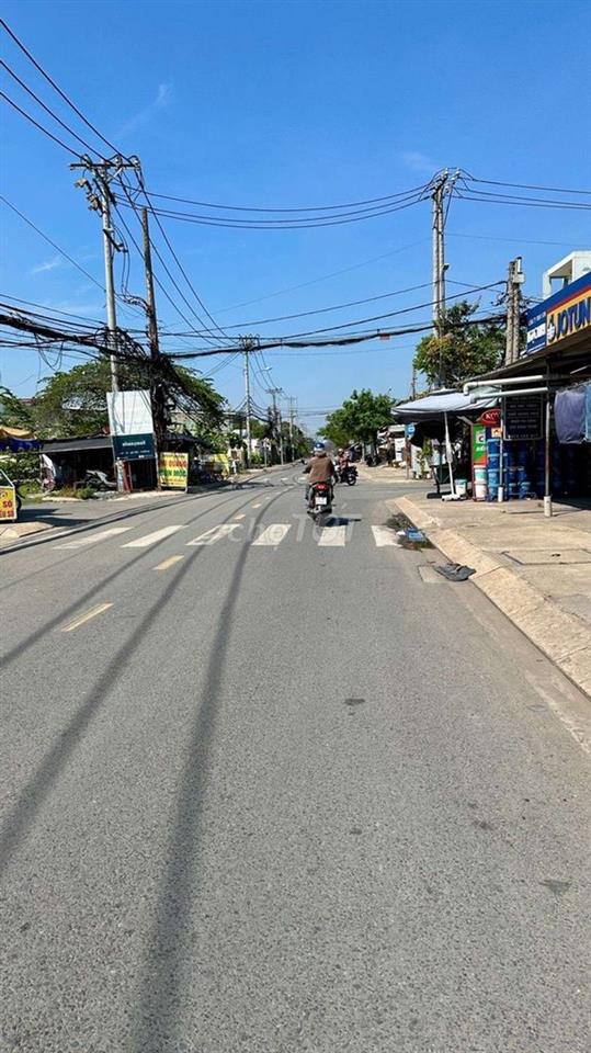 Bán Đất ,Đường Bà Điểm 4, HM ,Ngang 10M- 175M2, Giá :6.1Tỷ