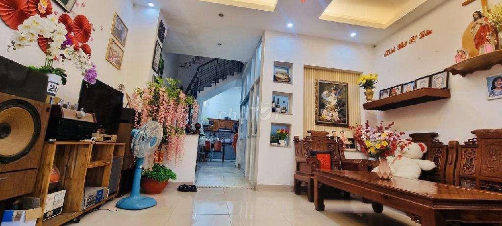 🏠Bán nhà ,Đường Huỳnh Văn bánh ,P 13 PN ,Ngang 4M' 64M2, Giá: 8.8Tỷ