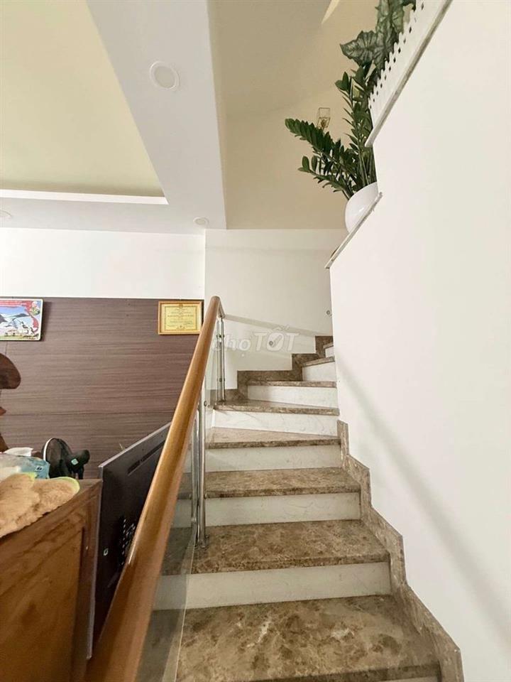Bán Nhà:Đường Phan Huy ích ,P 15 Tân bình, Ngang 5M ,80M2 ,Giá :5,99Tỷ