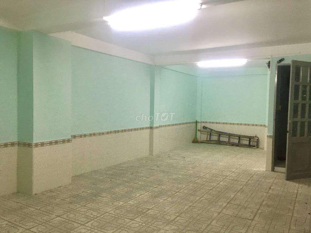 Bán Nhà :Đường Nguyễn bặc P 3 Tân Bình ,Ngang 5M- 100M2, Giá : 12.3Tỷ