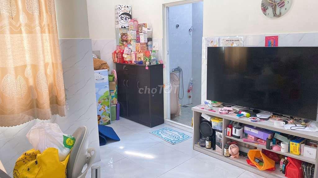 Bán nhà ,Đường Phạm Văn Hai P 3 Tân Bình ,Ngang 4M- 60M2, Giá : 7.6Tỷ