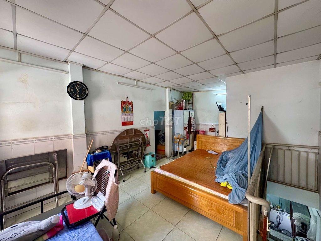 🏠Bán nhà:  Đường Nguyễn Sỹ sách , P 15 Tân Bình  40M2, Giá : 2.65Tỷ