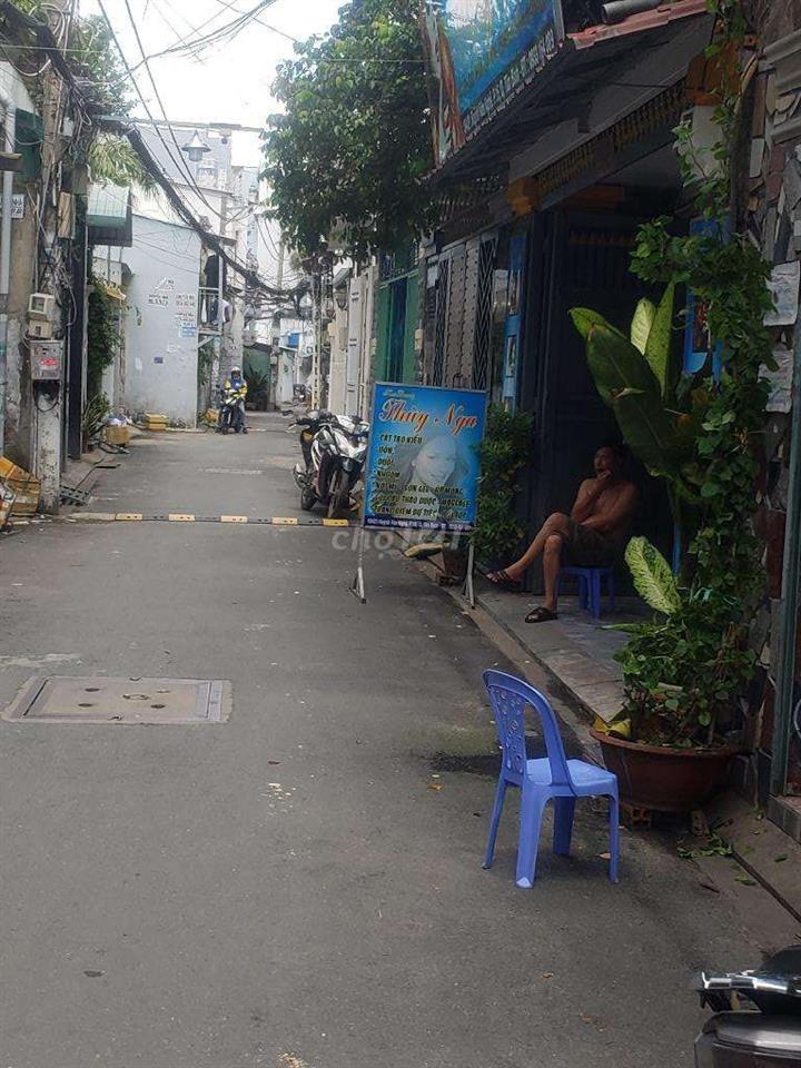 🏠Bán nhà:  Đường Nguyễn Sỹ sách , P 15 Tân Bình  40M2, Giá : 2.65Tỷ