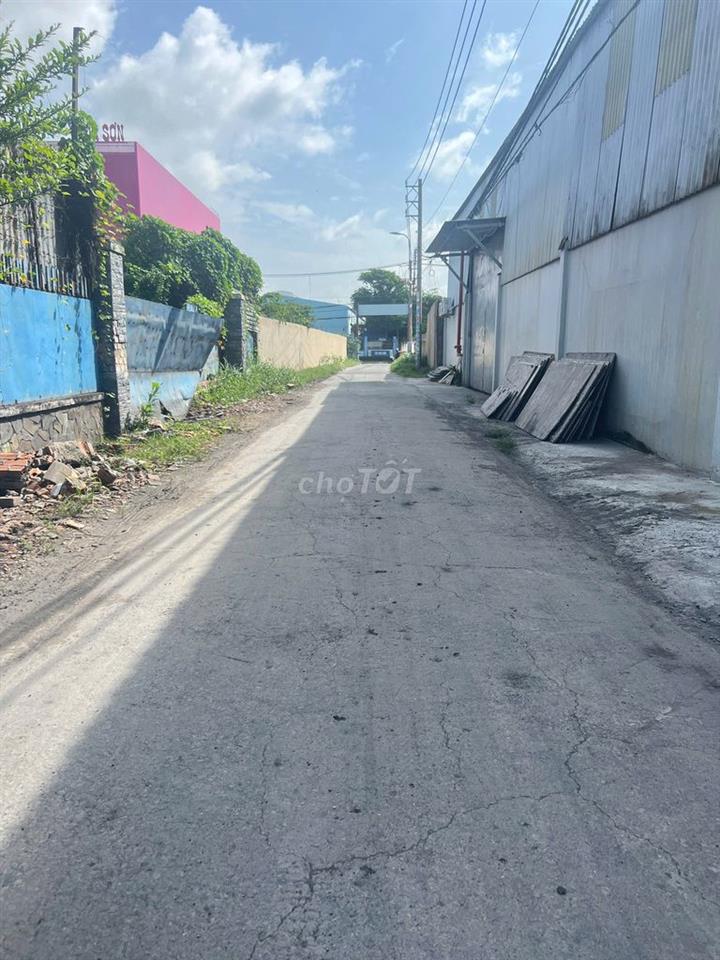 Bán đất đường Nguyễn Thị Chuối,Hóc Môn dt:3466m2 giá:21,5 tỷ