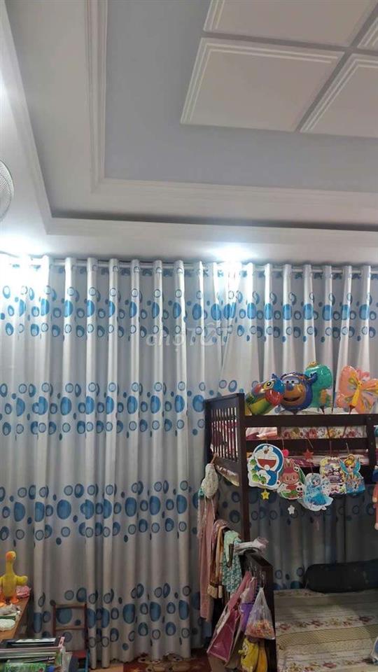 Cần Bán Gầp Nhà P ĐHT .DT 4 x17 .1 trệt 3 Lầu 4PN 4WS giá 6 tỷ TL