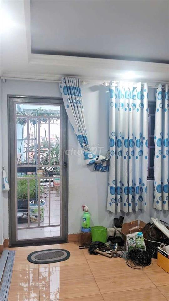 Cần Bán Gầp Nhà P ĐHT .DT 4 x17 .1 trệt 3 Lầu 4PN 4WS giá 6 tỷ TL