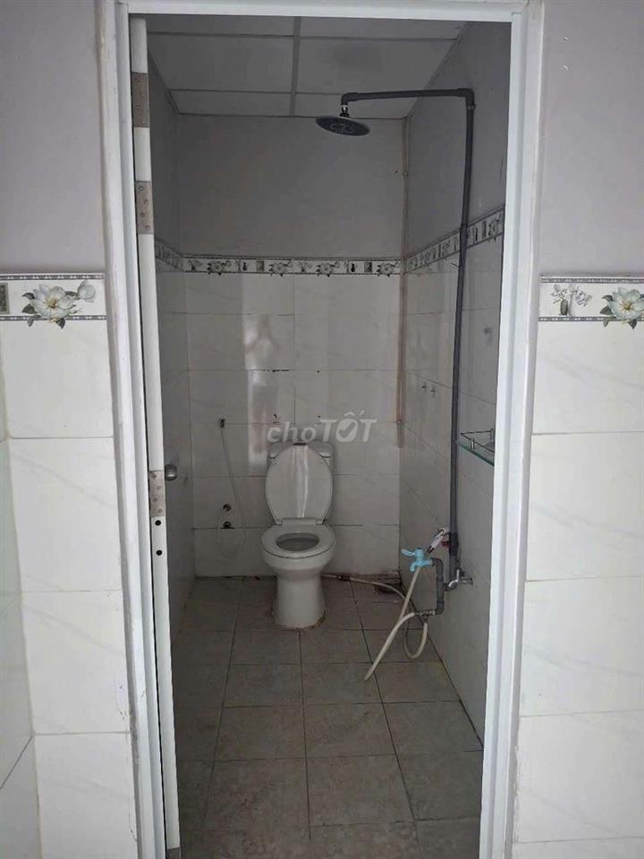 Cần bán gấp nhà PTTN Q12 nhà cấp 4 .DT 4x19 .1 PN 1WS.hẻm xe hoi thong