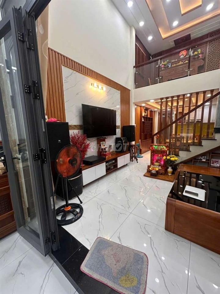 Cần Bán Gấp Nhà PĐHT Đường NVQ DT 4 x20 1 trệt 1 lửng 3PN 2WS giá 5tỷ8