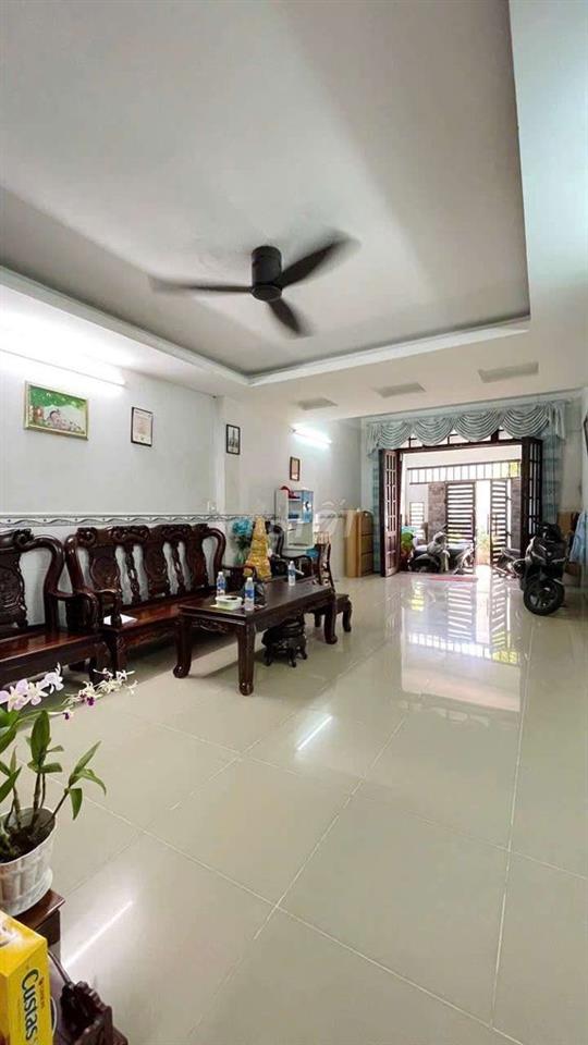 Cần Bán Gầp nhà PTTN Q12 gần chợ Lac Quang DT 4x19 1 trệt 2lầu 6tỷ TL