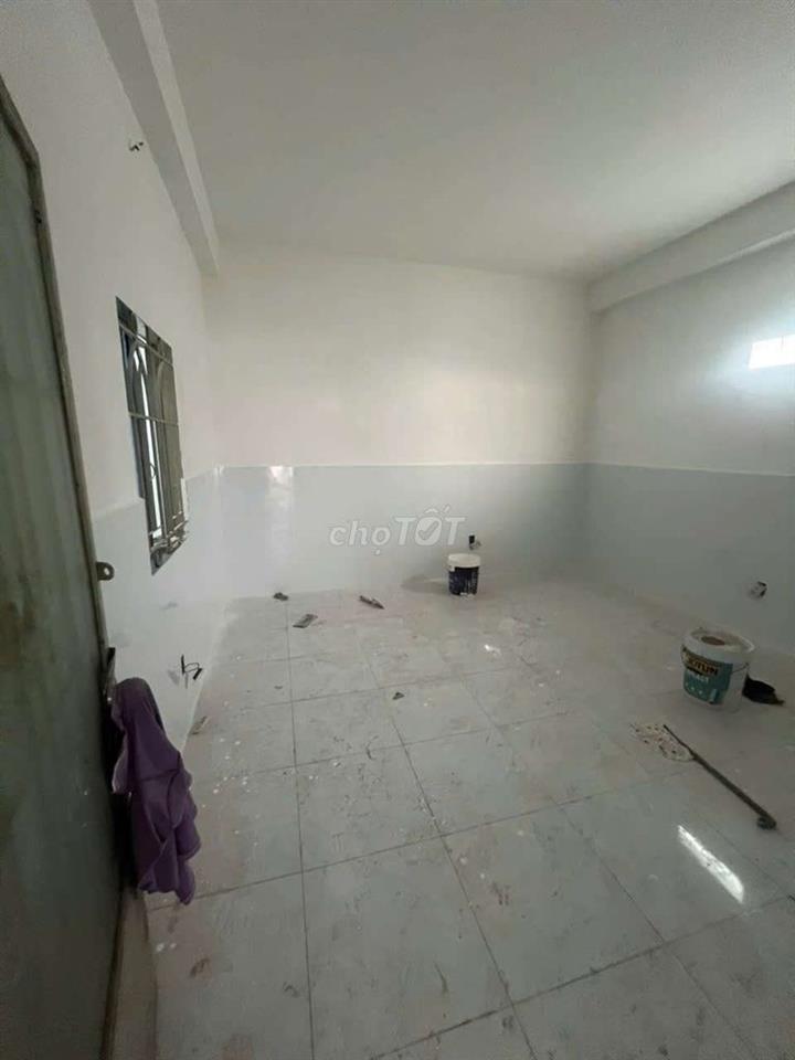 Cần cho thuê nhà  mặt tiền đường NVQ .DT 5 x 30 .1 trệt 1Lầu giá 25 tr