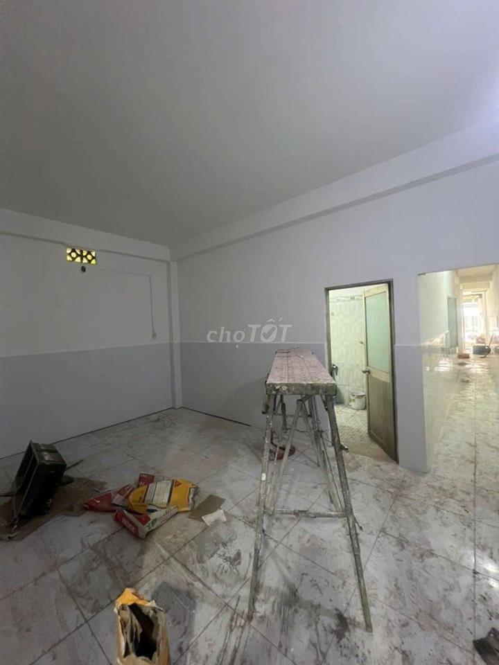 Cần cho thuê nhà  mặt tiền đường NVQ .DT 5 x 30 .1 trệt 1Lầu giá 25 tr