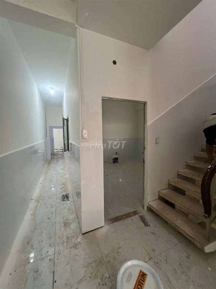 Cần cho thuê nhà  mặt tiền đường NVQ .DT 5 x 30 .1 trệt 1Lầu giá 25 tr