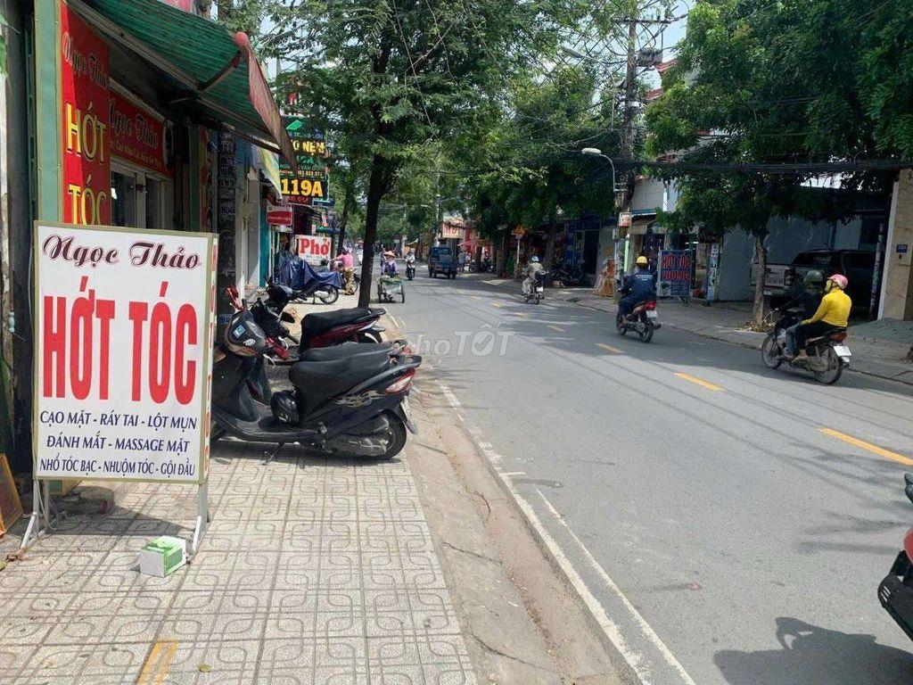 Cần Bán Gầp Đầt Mặt Tiền Đường .Nguyễn Văn Quá .DT 13 x50 nở hậu 40m