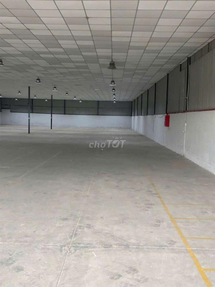 Cần cho thuê kho xưởng mới tinh Thạnh Lộc Q12 DT 1500m giá 85 triệu TL