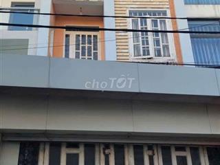 cần bán gấp nhà P TTN Q12. DT 4 x11 .1 trệt 1Lầu 2PN 2WS Giá 4ty490 TL