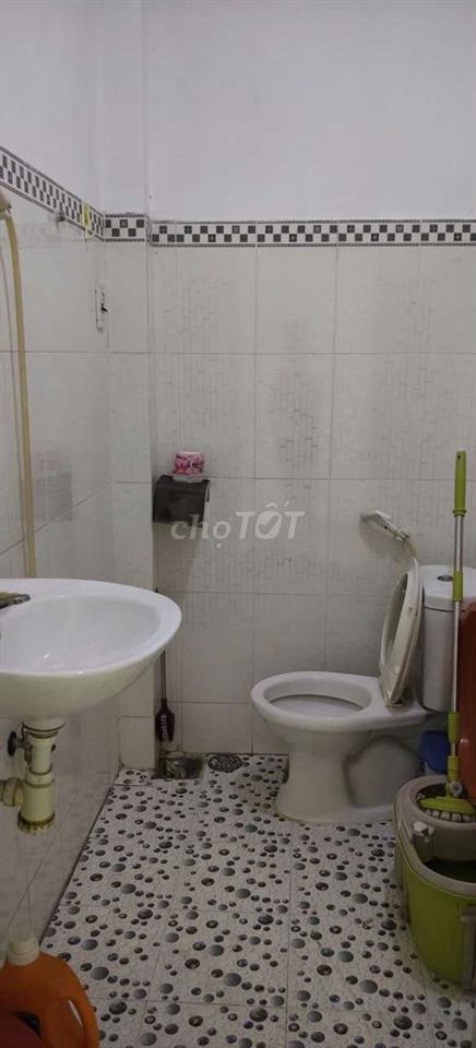 Cần Bán Gầp Nhà P ĐHT. Đừờng NVQ.DT 4X14.1 trệt 1lầu 2PN 2WS  giá 3tỷ9