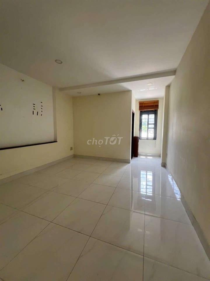 Cần bán gấp nhà.P ĐHT  Đường NVQ. DT 4x22 .1trệt 1lầu 3pn 2wcGiá 6tỷ5