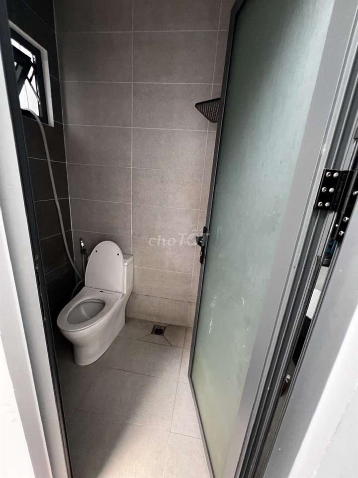 cần cho thuê nhà P ĐHT Đường NVQ. hẻm 3 gác.DT 5 x11 .1 trệt 1lầu 2PN 