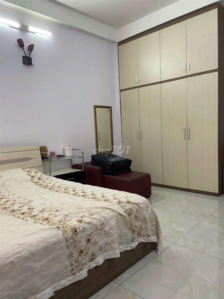  cho thuê nhà mặt tiền PTTN khu 10ha.Dt 4,2 x20 1 trệt 3lầu 5PN. 3WS 