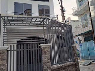 Cần bán gầp nhà đường  PVH .gần DTG.DT 5.5 x24 .1 trệt 1 lầu 