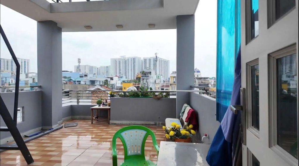 Cần Bán gẩp nhà PTTN.gần chợ lạc quan.DT 4x17 .1 trệt 2lầu 4PN 3WS 