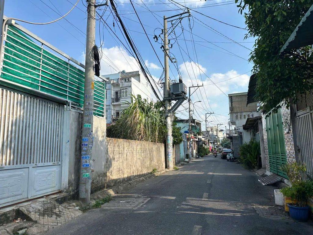 Bán Đẩ Măt Tiền Giá Rẻ Vị Trú Trung Tâm DT 5x20m Full Thổ Giá 4.55 Tỷ 